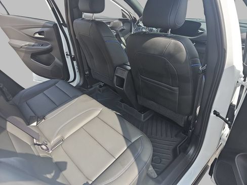 Used 2024 Buick Envista Sport Touring w/ Convenience I Package FWD image 14
