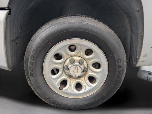 Used 2011 Chevrolet Silverado 1500 LS image 9