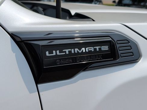 Used 2024 GMC Sierra 3500 Denali Ultimate AWD/4WD image 43