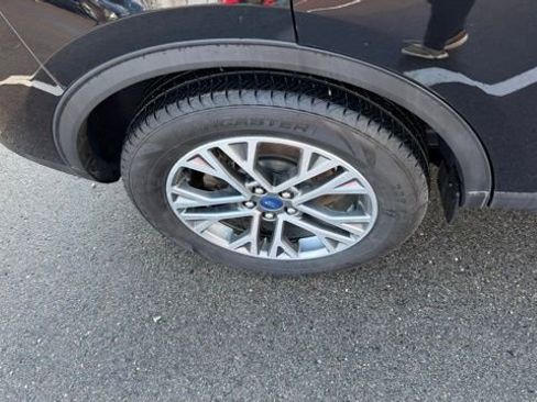 Used 2020 Ford Escape SEL image 8