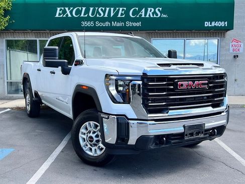 Used 2025 GMC Sierra 2500 Pro AWD/4WD image 1