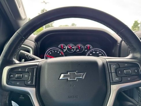 Used 2021 Chevrolet Silverado 1500 LT Trail Boss AWD/4WD image 22