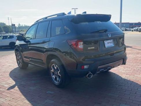 Certified 2023 Honda Passport TrailSport image 9