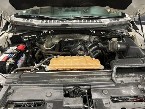 Used 2016 Ford F150 XLT w/ Trailer Tow Package image 24