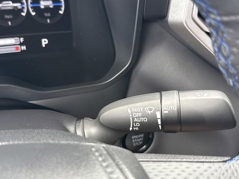 Used 2025 Toyota Tundra Platinum AWD/4WD image 25