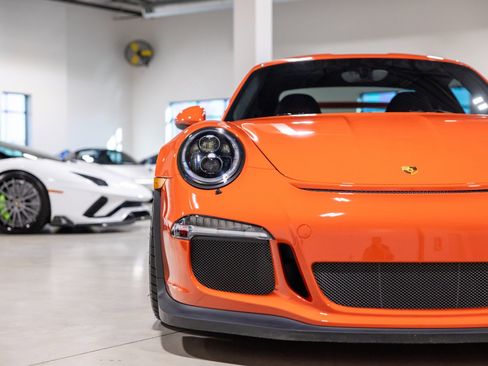 Used 2016 Porsche 911 GT3 RS image 23