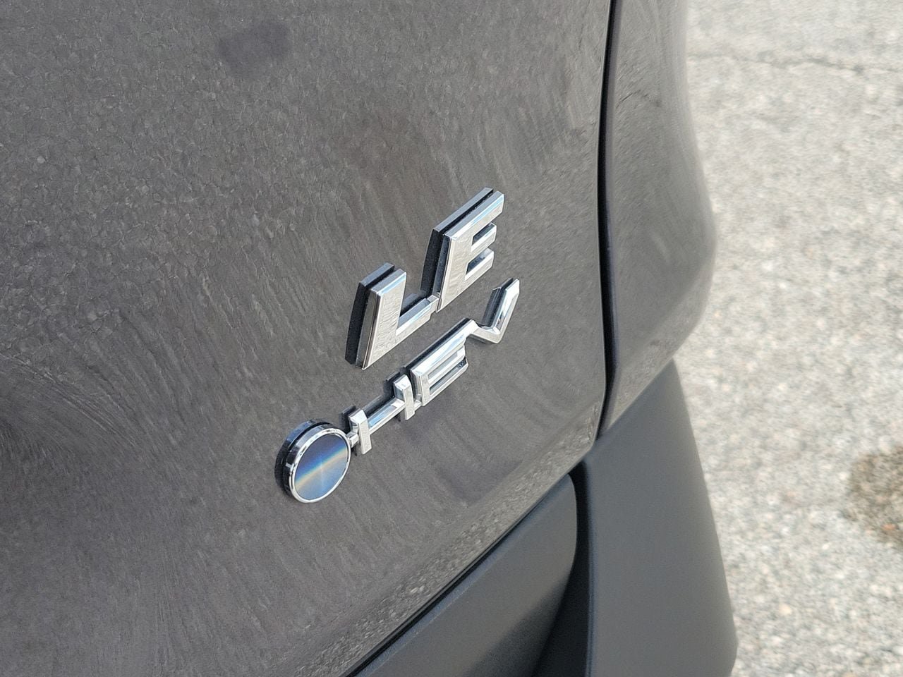 Used 2025 Toyota RAV4 LE AWD/4WD image 7