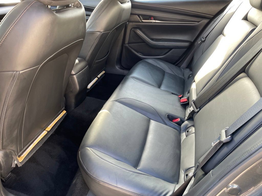 Used 2024 MAZDA MAZDA3 s FWD image 17