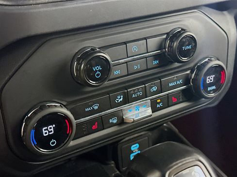 Used 2025 Ford Bronco Big Bend AWD/4WD image 24