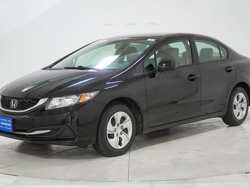 Used 2013 Honda Civic LX image 4