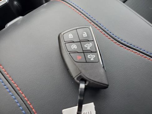 New 2025 Chevrolet Silverado EV RST image 25