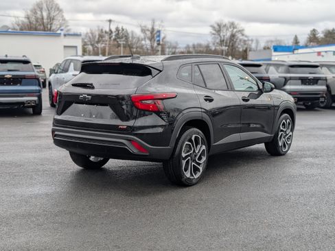 New 2026 Chevrolet Trax RS w/ Sunroof Package image 10