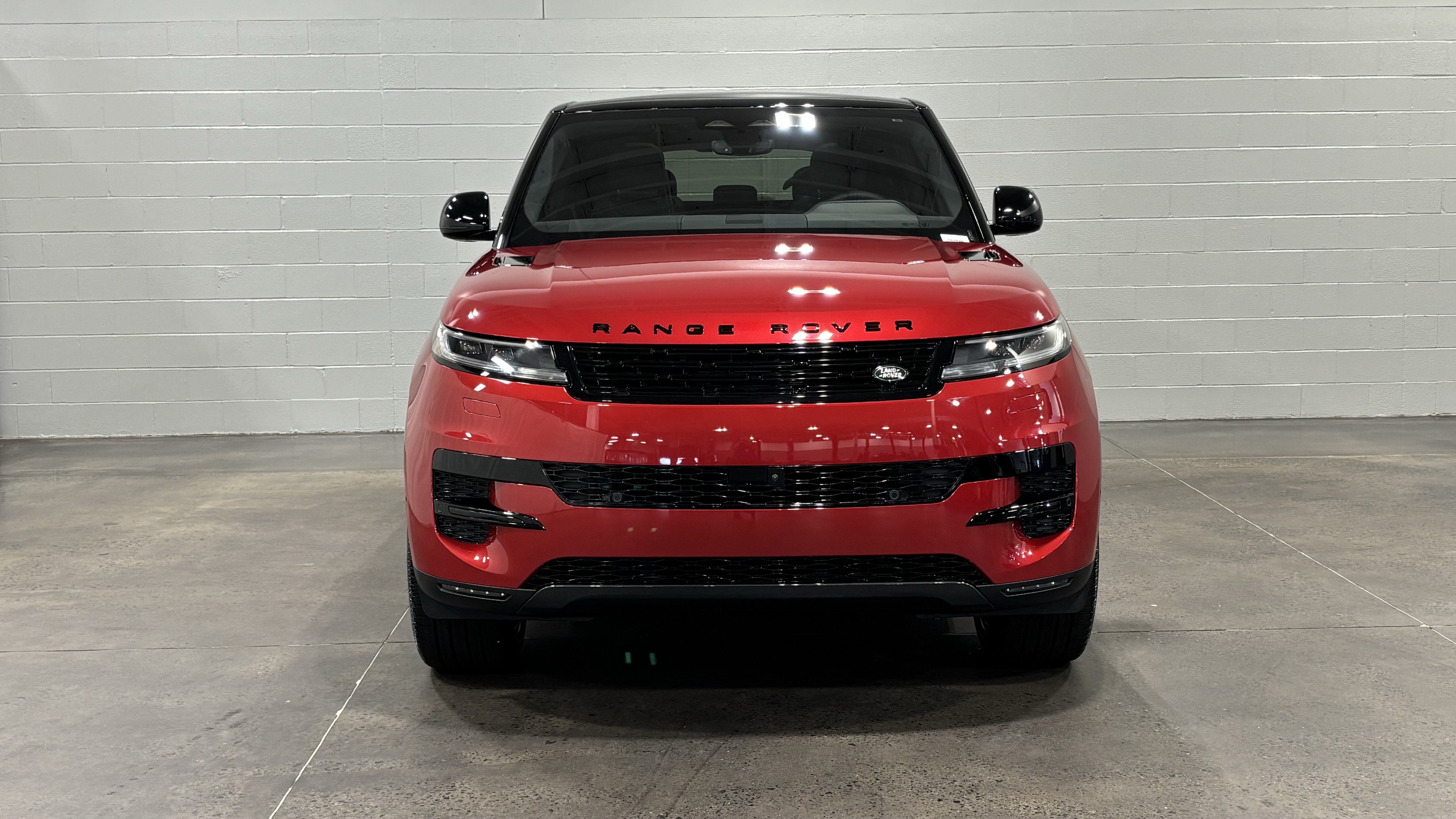 New 2026 Land Rover Range Rover Sport SE AWD/4WD image 9