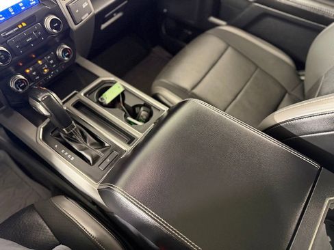 Used 2019 Ford F150 Raptor w/ Equipment Group 802A Luxury image 18