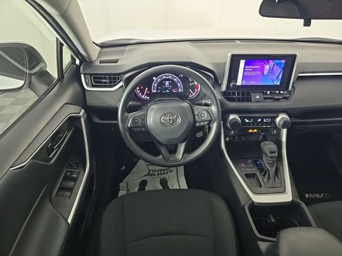 Used 2025 Toyota RAV4 LE FWD image 11