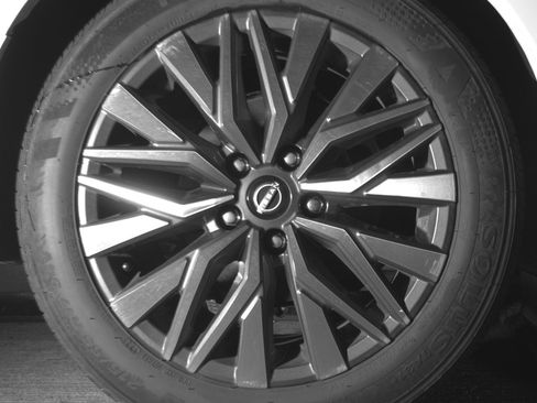 Used 2025 Nissan Altima 2.5 SV image 15