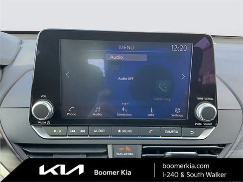 Used 2024 Nissan Altima 2.5 SV image 22