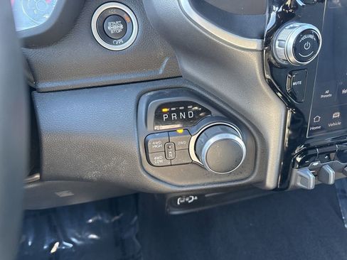 Used 2024 RAM 2500 Big Horn w/ Level 2 Equipment Group image 16