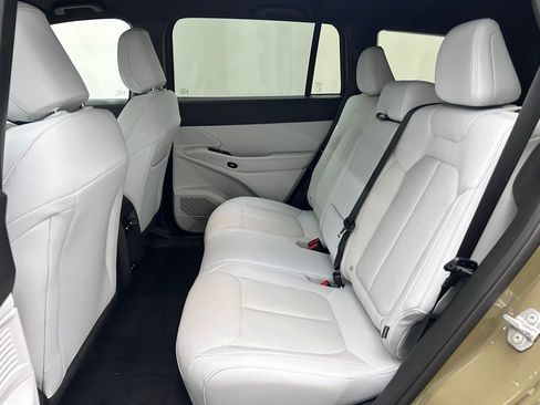 New 2026 Jeep Cherokee Laredo AWD/4WD image 14