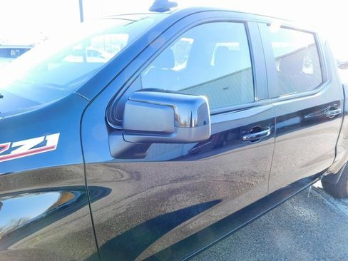 Used 2023 Chevrolet Silverado 1500 RST image 16