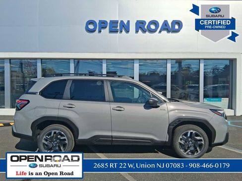 Certified 2025 Subaru Forester Premium image 4