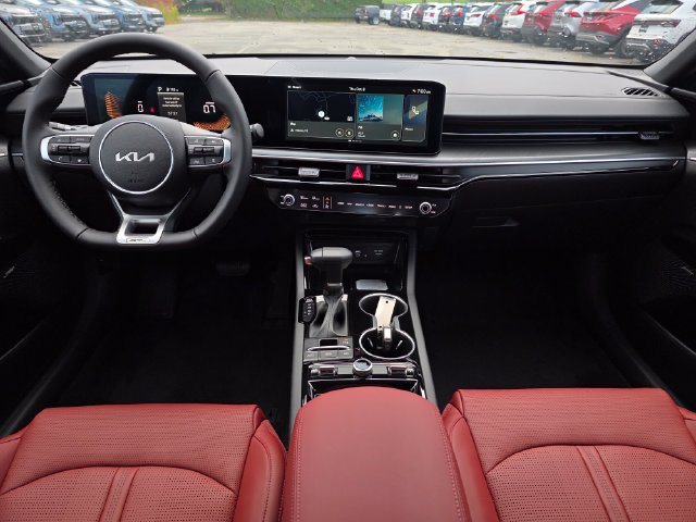 New 2027 Kia K5 GT-Line FWD image 24