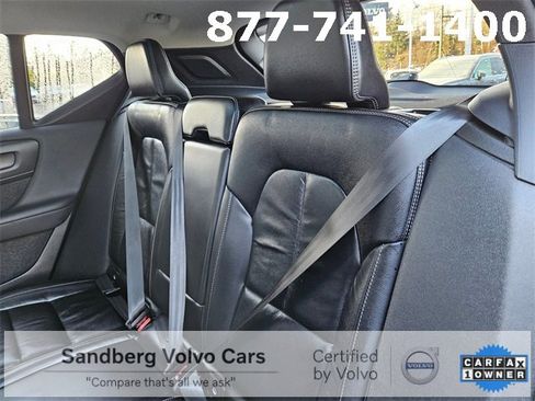 Certified 2023 Volvo XC40 B5 Ultimate w/ Protection Package Premier image 17