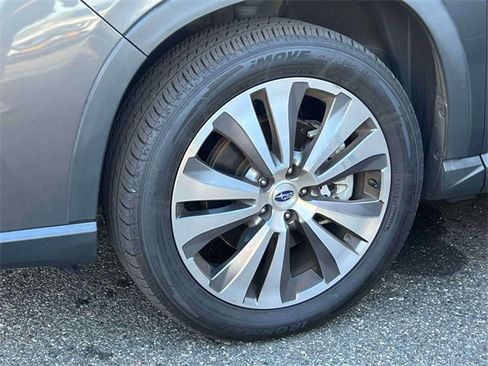 Used 2020 Subaru Ascent Limited image 10