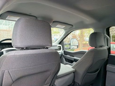Used 2024 Ford F250 XLT image 27