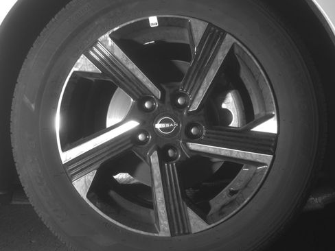 Used 2025 Nissan Sentra SV image 13