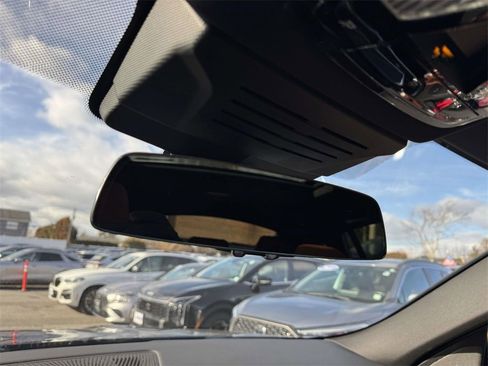 Used 2025 BMW X6 M60i image 32