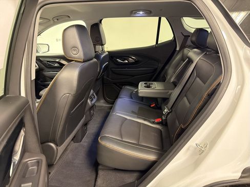 Used 2023 GMC Terrain AT4 AWD/4WD image 14