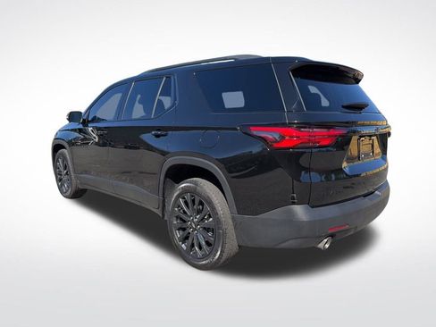 Used 2023 Chevrolet Traverse RS image 9