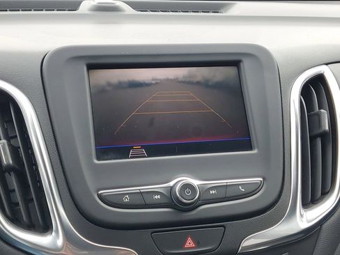 Used 2021 Chevrolet Equinox LT image 15