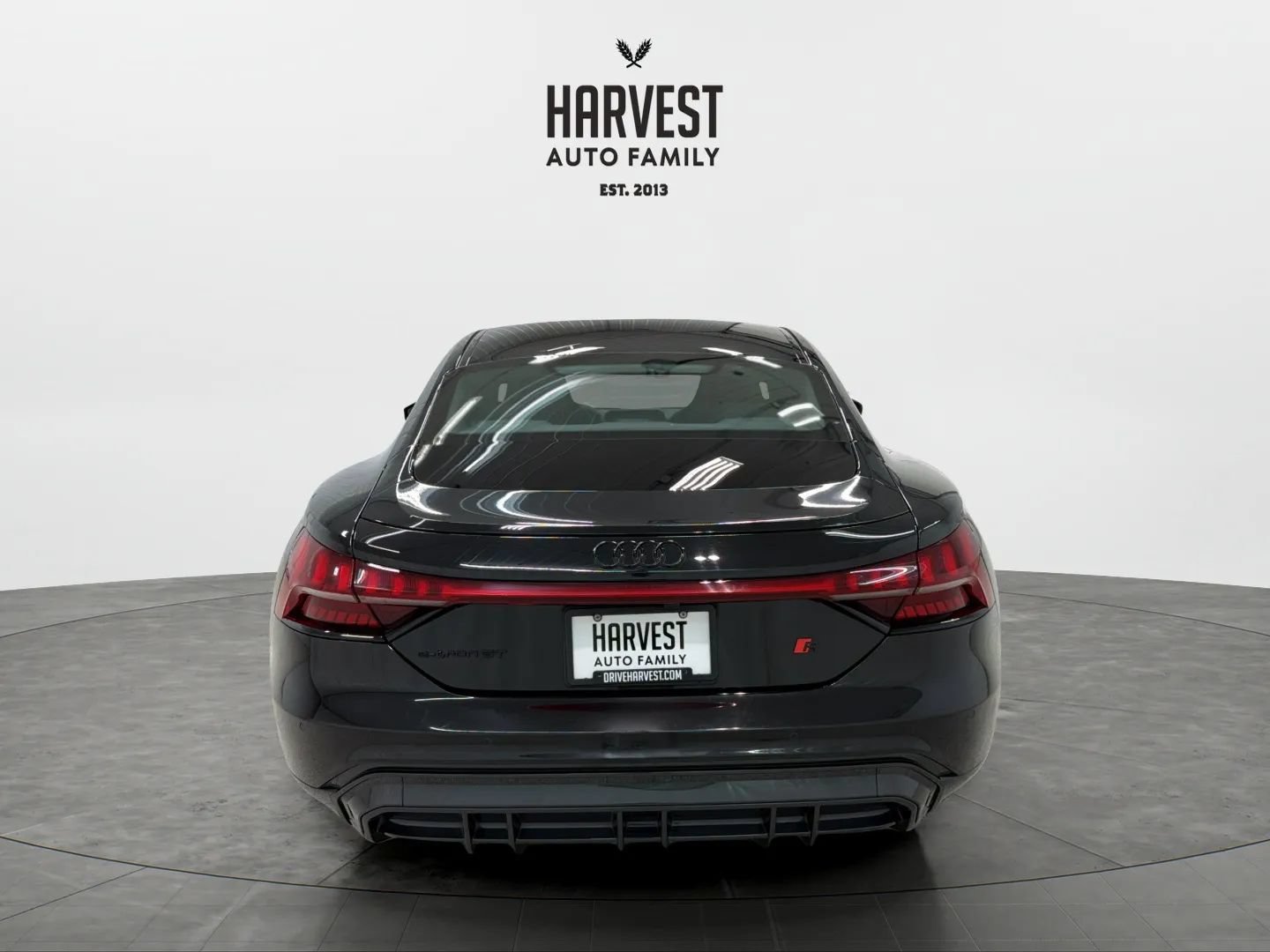 Used 2022 Audi e-tron GT Premium Plus AWD/4WD image 5