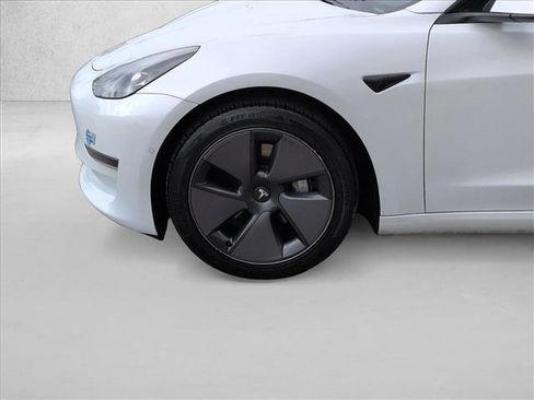 Used 2021 Tesla Model 3 Standard Range Plus RWD image 26