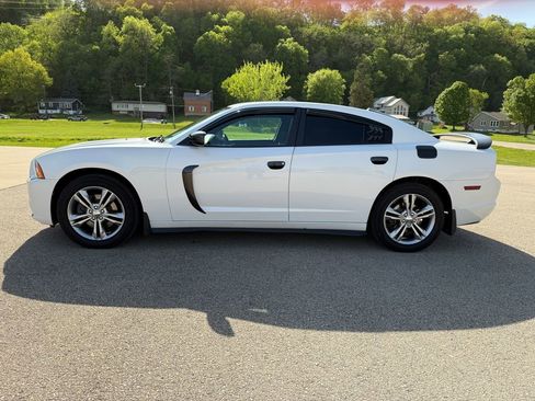 Used 2013 Dodge Charger SXT Plus AWD/4WD image 8
