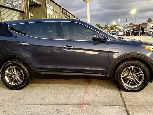Used 2018 Hyundai Santa Fe Sport image 9
