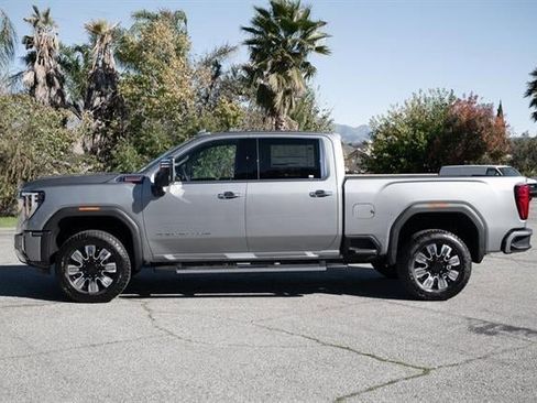 New 2026 GMC Sierra 2500 Denali w/ Denali Reserve Package image 7