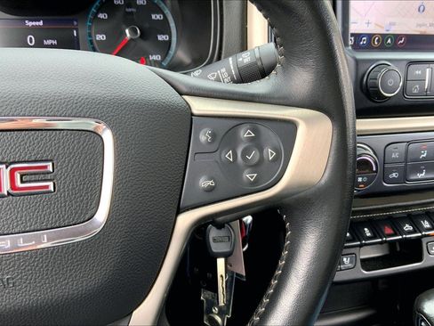 Used 2022 GMC Canyon Denali AWD/4WD image 17