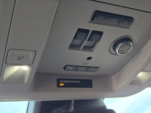 Used 2020 Chevrolet Tahoe Premier image 31