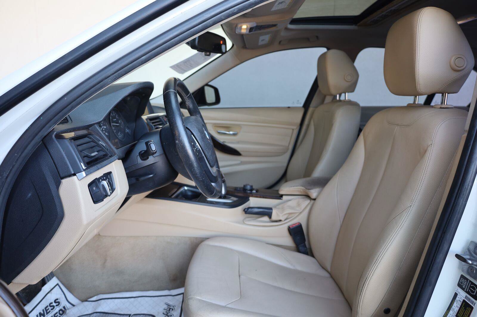 Used 2015 BMW 328i Sedan RWD image 17