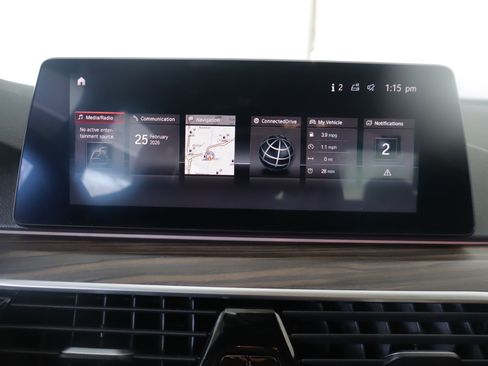 Used 2019 BMW 530i xDrive w/ Convenience Package image 18