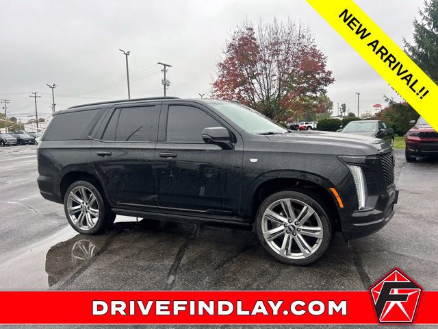 Used 2026 Cadillac Escalade Platinum Sport w/ LPO, Floor Liner Package AWD/4WD image 4