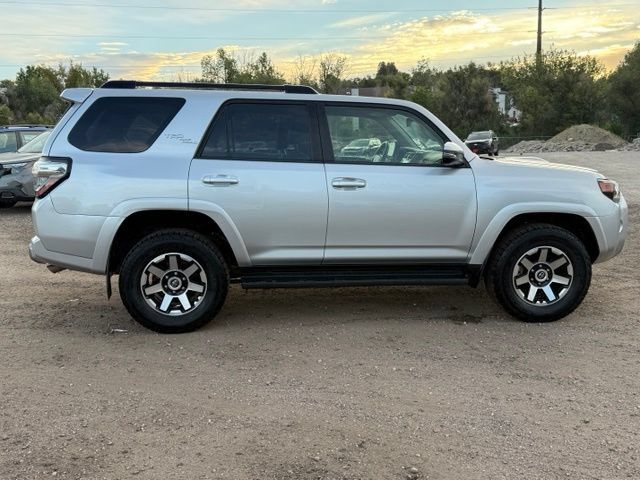 Used 2022 Toyota 4Runner TRD Off-Road Premium AWD/4WD image 6