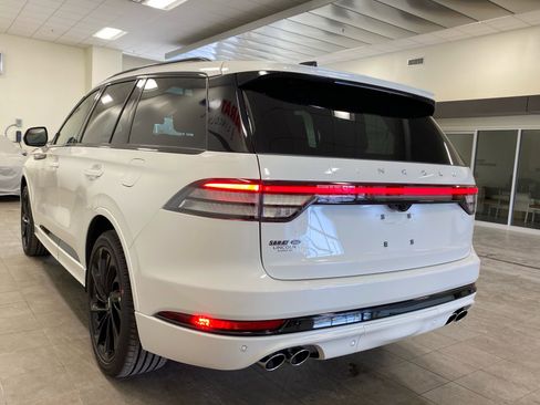 New 2026 Lincoln Aviator Reserve w/ Jet Appearance Package image 5