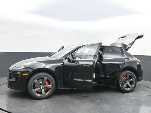 New 2025 Porsche Macan S image 45