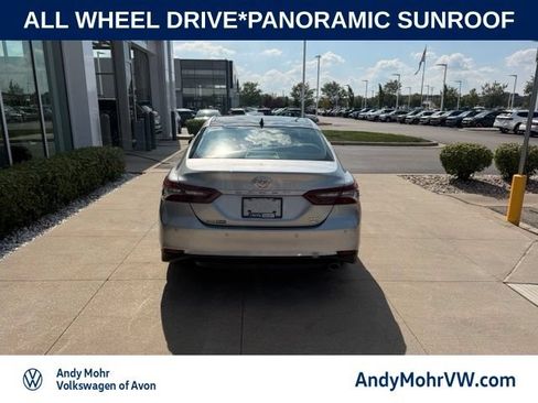 Used 2024 Toyota Camry XLE AWD/4WD image 7