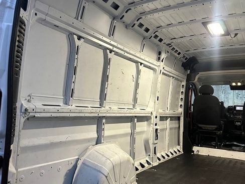 Used 2023 RAM ProMaster 3500 w/ Driver Convenience Group image 21