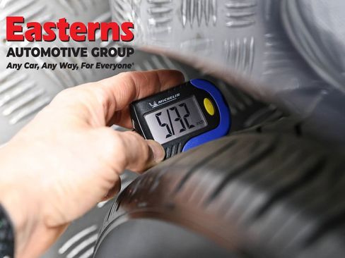 Used 2018 Tesla Model 3 Long Range image 20